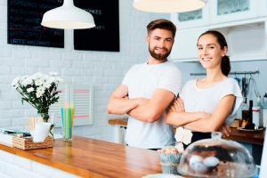 Gamificación para Fidelizar Clientes - Cliente satisfecho - Playmotiv