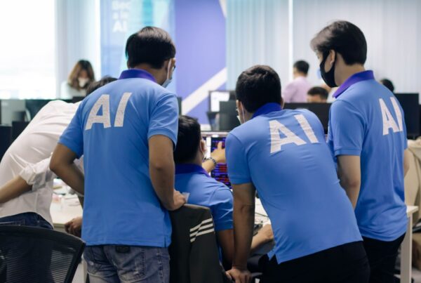 Por qué la adopción de IA corporativa falla si solo se basa en formación del taller al hábito diario | Playmotiv - Gamificación para empresas